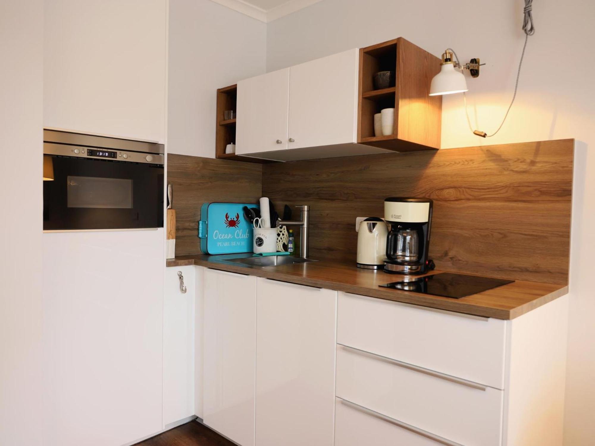 Apartment Morderne 3-zimmerwohnung In Einer Hausscheibe Unter Reet Westerland